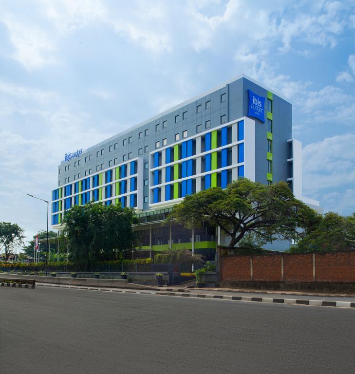 Ibis Budget Jakarta Daan Mogot Zewnętrze zdjęcie