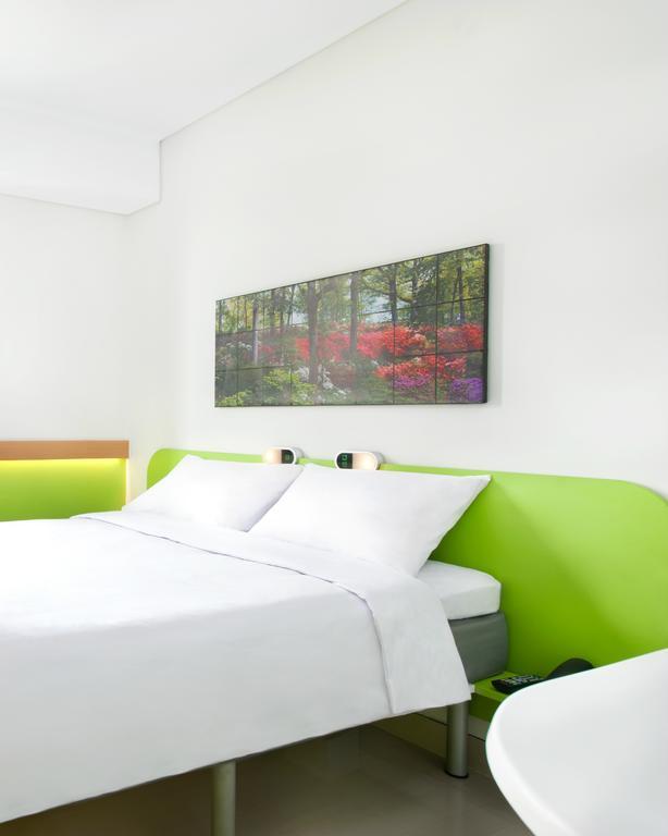 Ibis Budget Jakarta Daan Mogot Zewnętrze zdjęcie