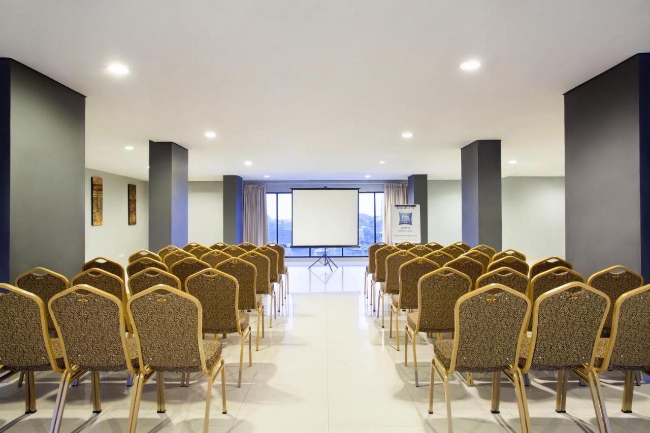 Ibis Budget Jakarta Daan Mogot Zewnętrze zdjęcie